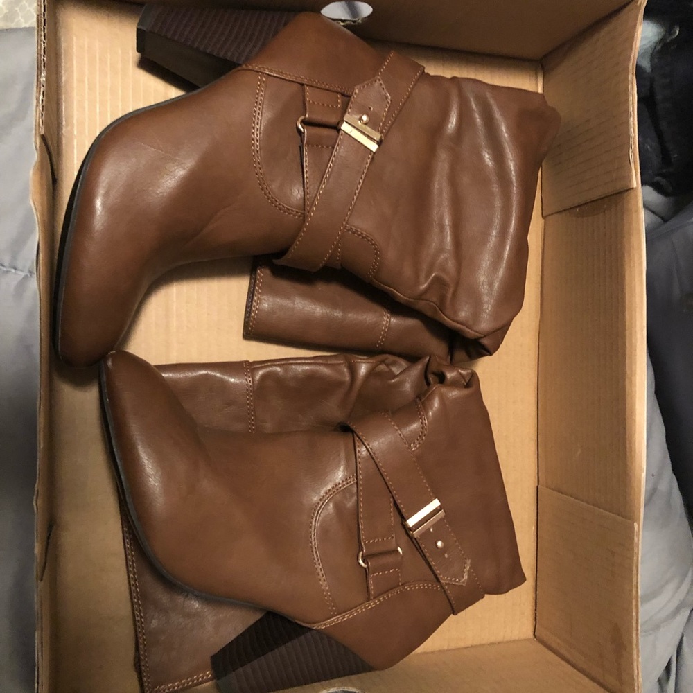 Rampage Boots Size 8.5